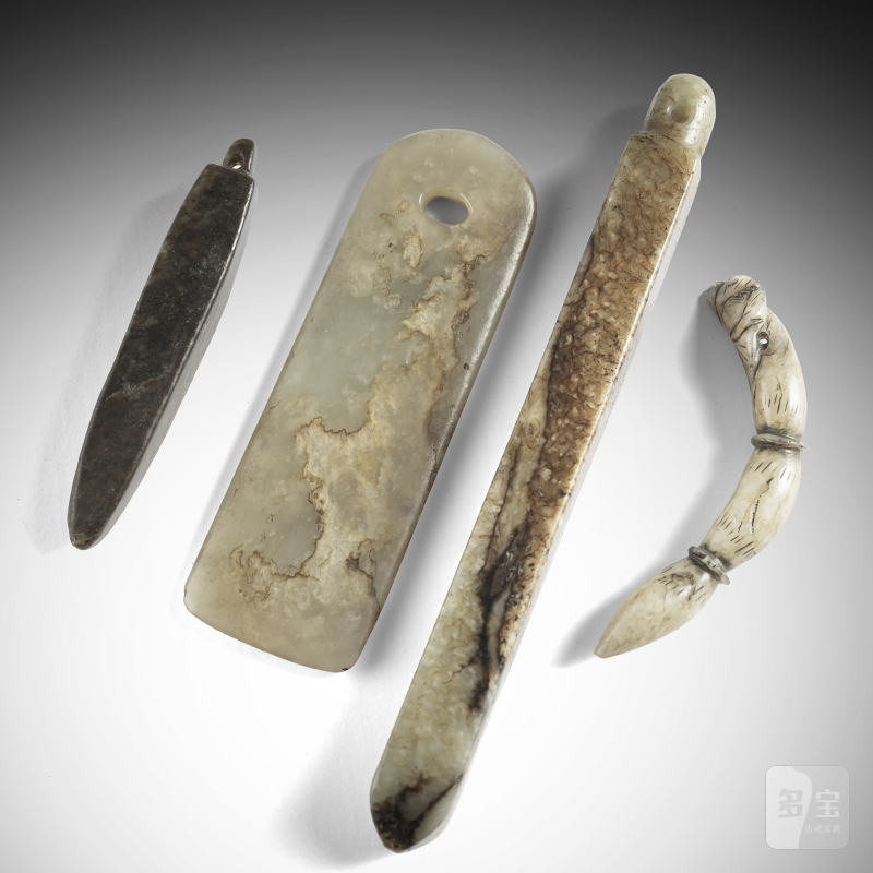 A group of eight jade carvings, some in archaic forms such as 'cong' etc. - 图3